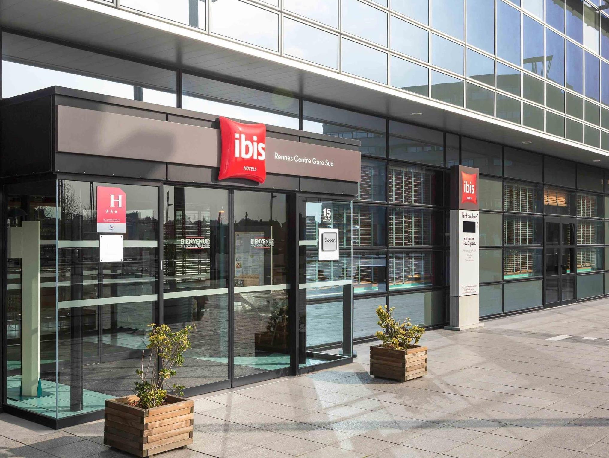 Hotel Ibis Rennes Centre Gare Sud Exteriör bild