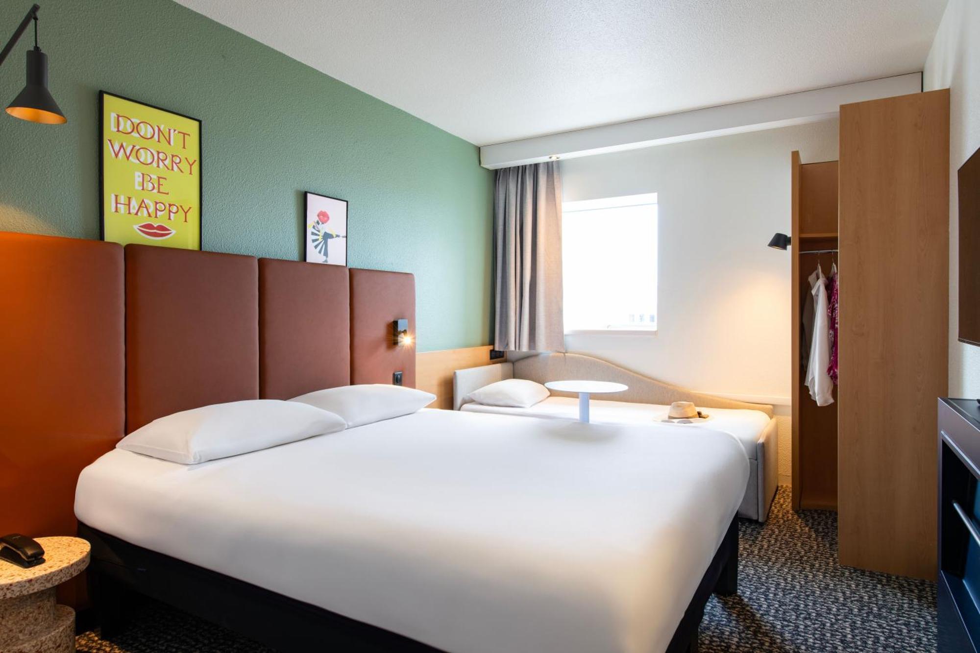 Hotel Ibis Rennes Centre Gare Sud Exteriör bild