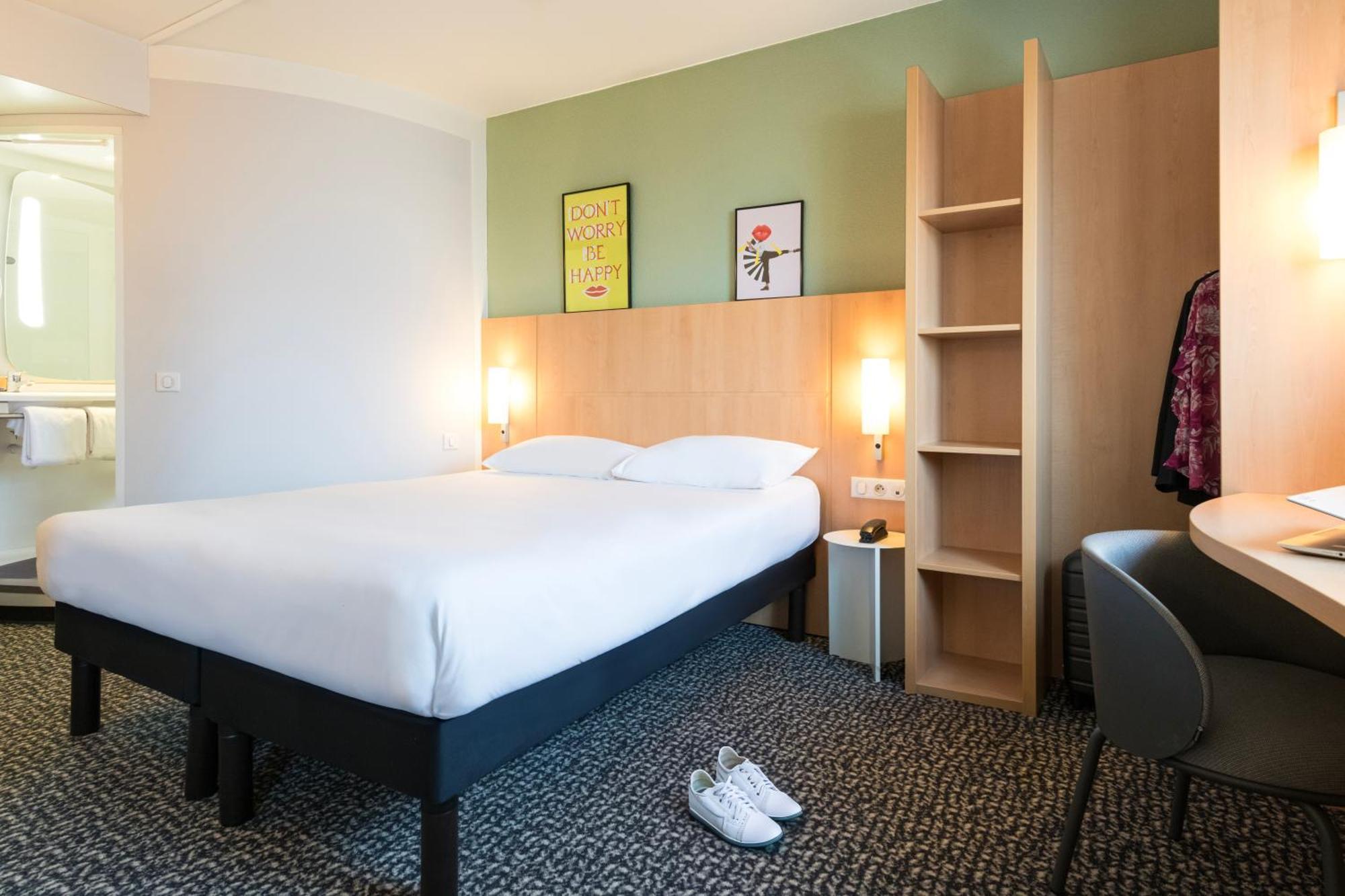 Hotel Ibis Rennes Centre Gare Sud Exteriör bild