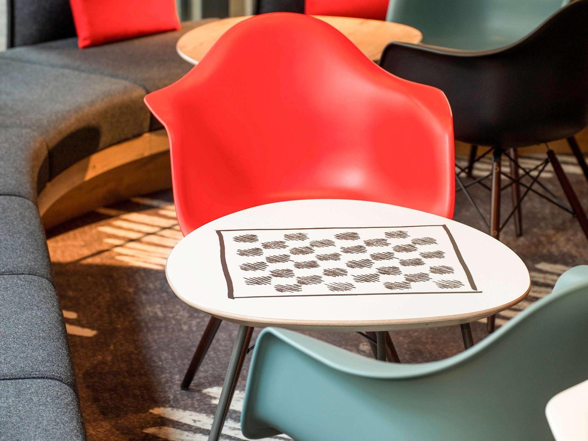 Hotel Ibis Rennes Centre Gare Sud Exteriör bild